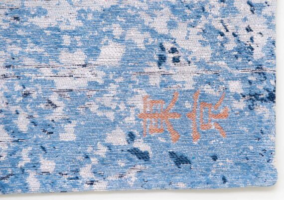 Louis De Poortere alfombra Cities Tokyo 9314 Conductive Blue corner