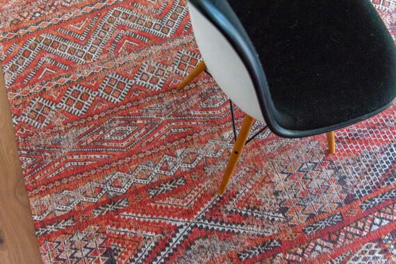 Louis De Poortere alfombra LX 9115 Antiquarian Kilim Fez Red interior 4
