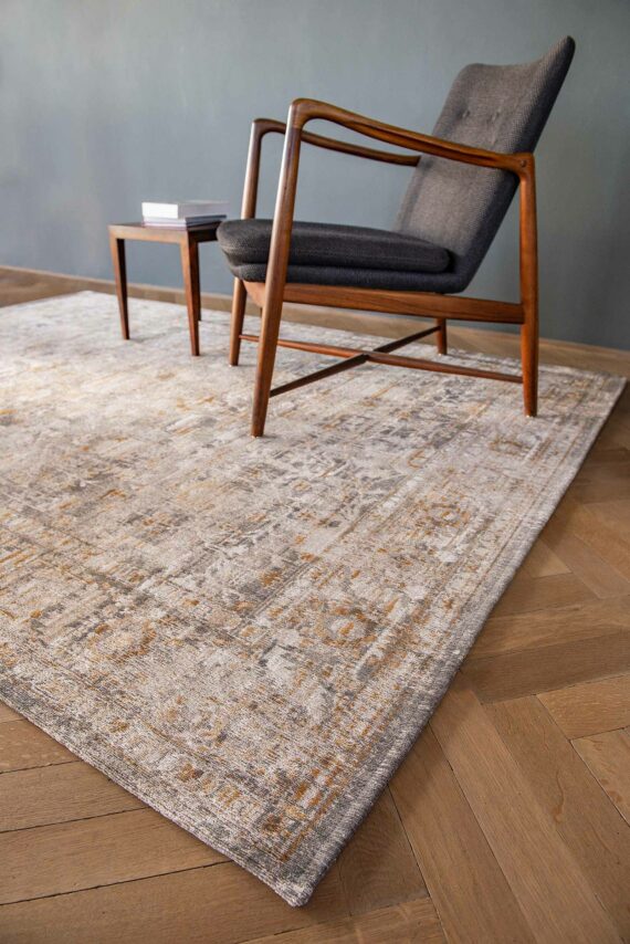 alfombras Louis De Poortere LX 8884 Antiquarian Ushak Suleiman Grey interior 5