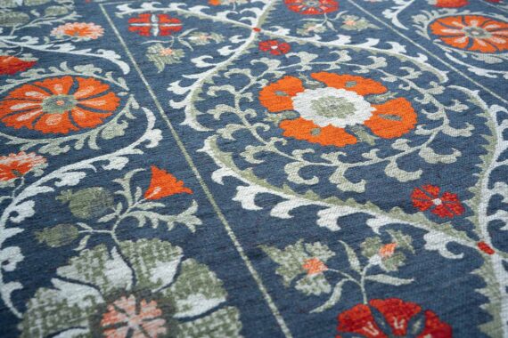 Louis De Poortere alfombra Antiquarian Suzani 9730 Nordic zoom 3
